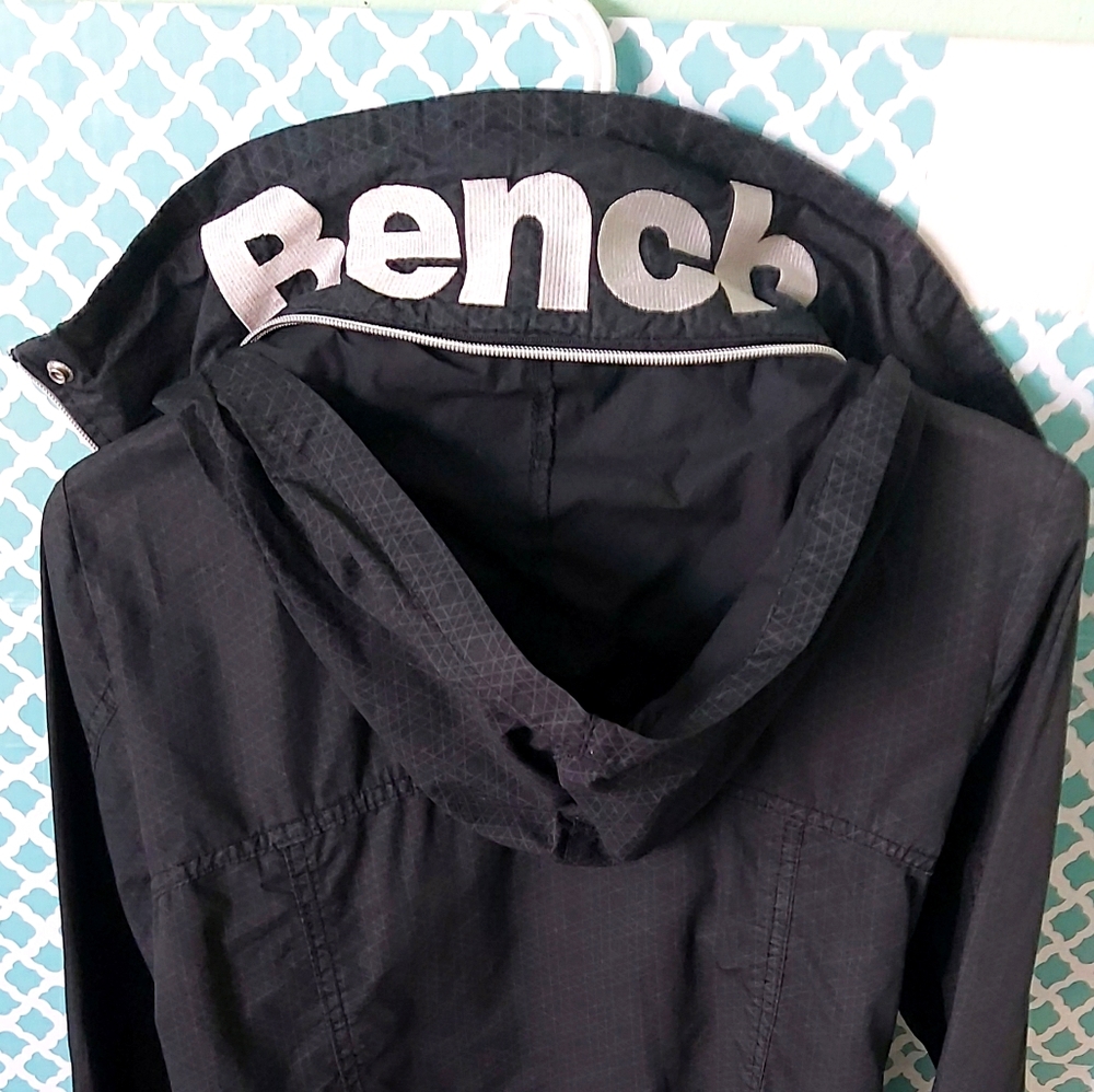 Bench coat